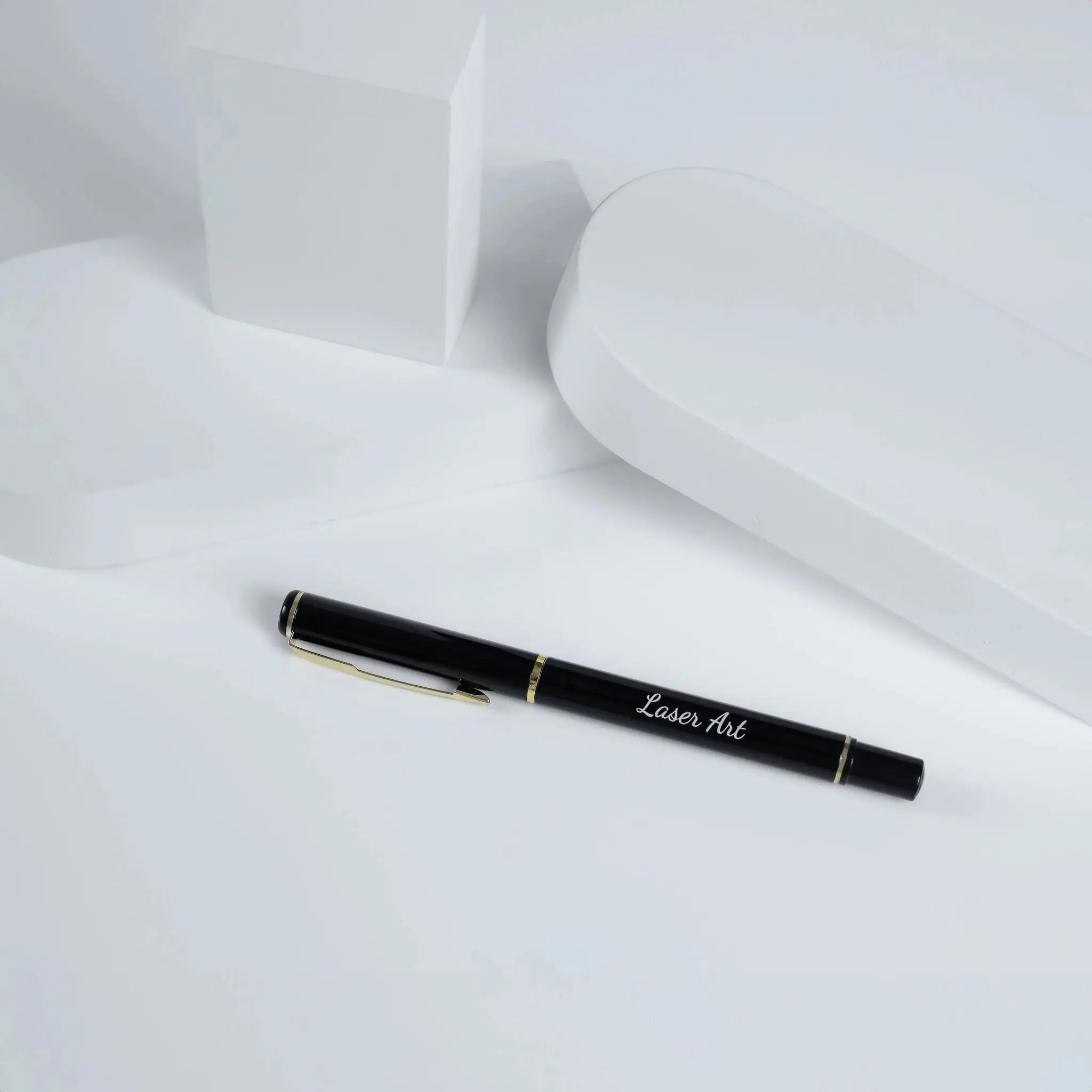 Personalized Black Pen with Gold Trim - A Sophisticated Writing… thumbnail 4